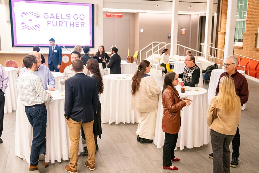 A group shot of the Gaels Go Further mentoring event.