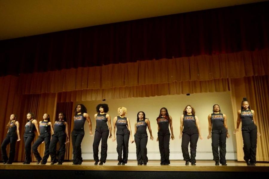 Cheer Gold Line Auditorium 