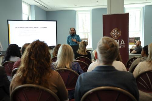 Rob Kissner teaching in the GCTL.