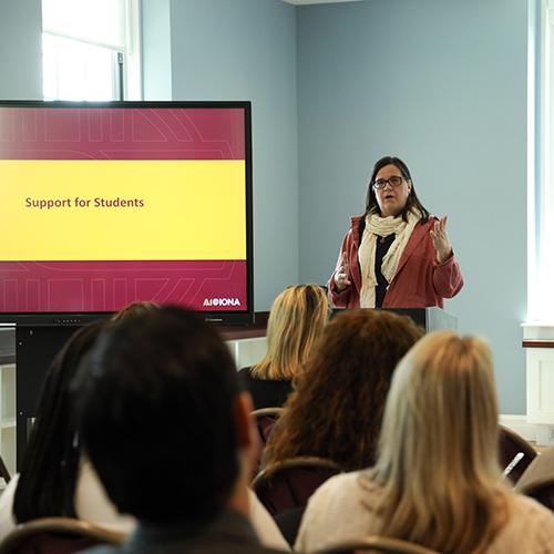 Natalka speaking at the GCTL opening.