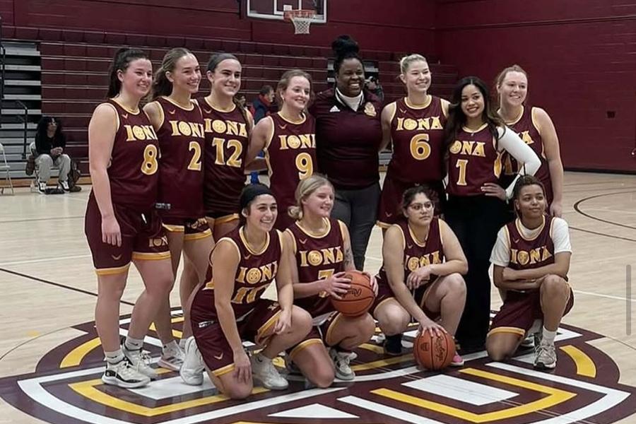 Women's club basketball team.